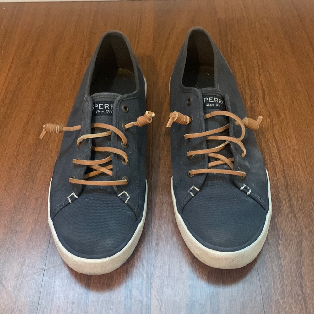 Navy Blue Sperry Women’s 9